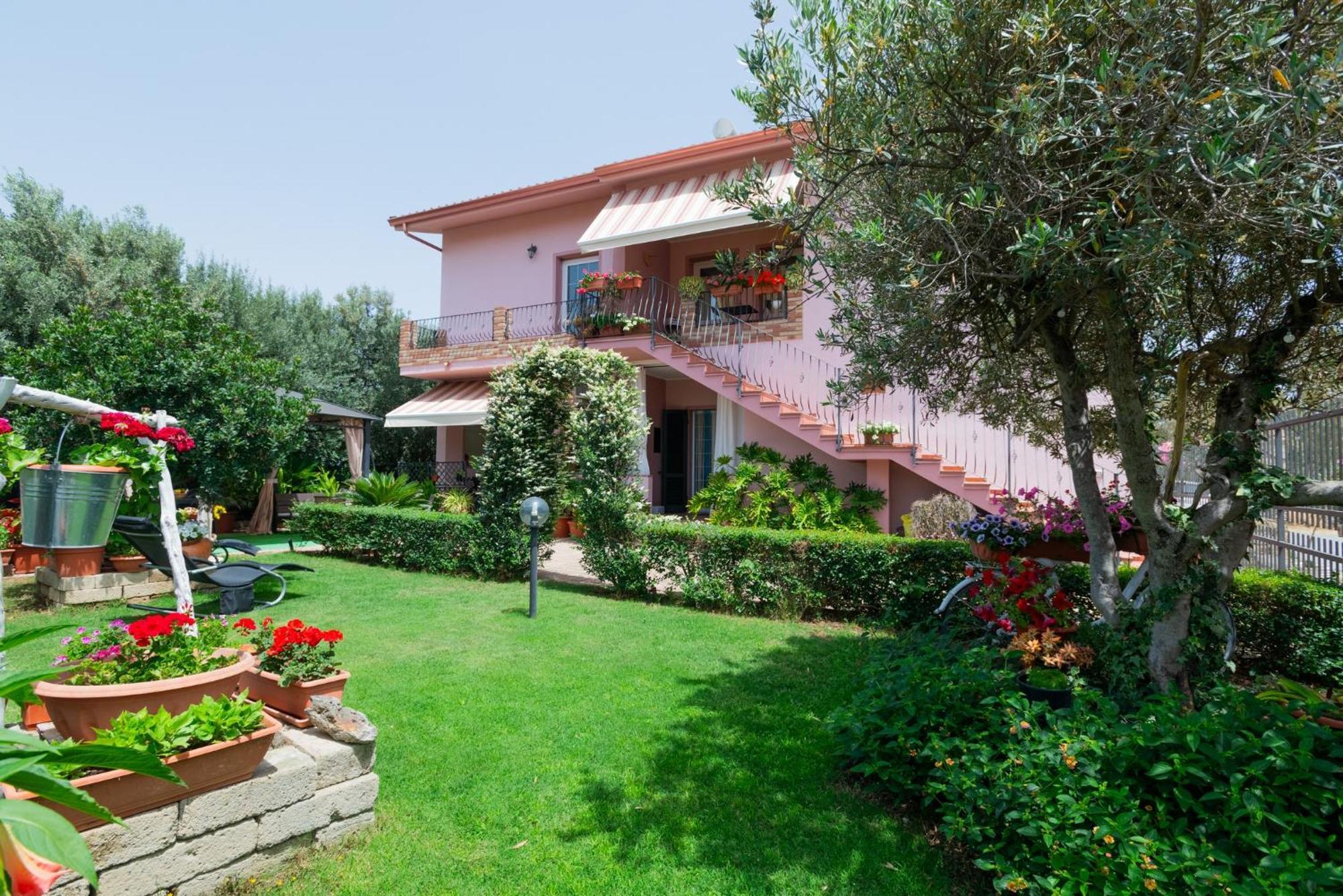 B&B L'Asfodelo Villa San Pietro Exterior photo
